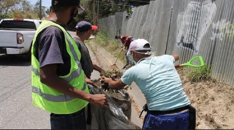 Ejecutan plan integral de limpieza de quebradas y drenajes en Bolívar
