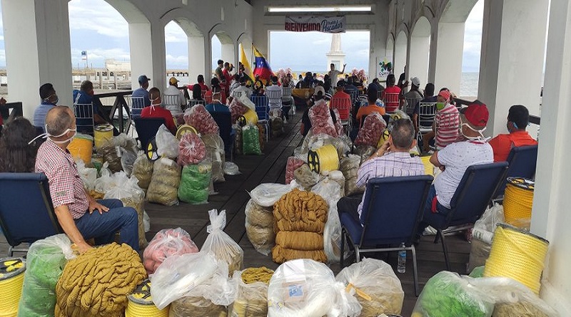 Gobierno Nacional entrega insumos y repuestos a 226 pescadores de Nueva Esparta