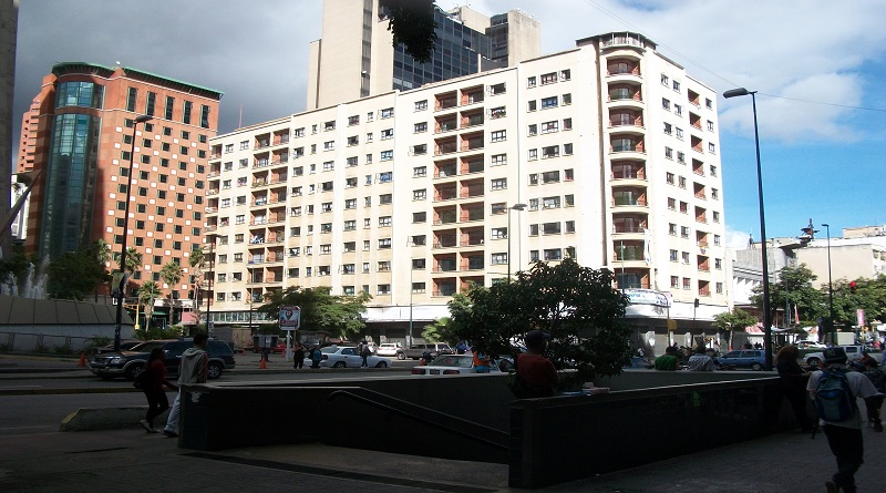 Gobierno Nacional garantiza el trasladado a sus hogares de 90 estudiantes de la residencia "Livia Gouverneur"