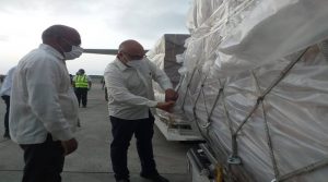 Venezuela recibe asistencia técnica humanitaria proveniente de China y Rusia para lucha contra Covid-19