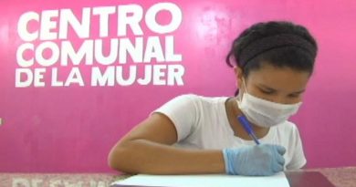 Inaugurada primer Centro Comunal de La Mujer en la Comuna Socialista “El Viñedo” en Barcelona