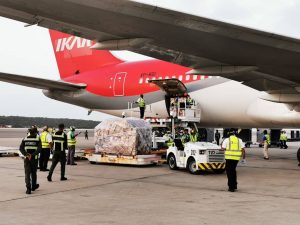 Venezuela recibe asistencia técnica humanitaria proveniente de China y Rusia para lucha contra Covid-19