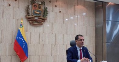 Gobierno de Colombia viola acuerdos de Convención de Viena sobre Relaciones Diplomáticas al permitir actos vandálicos en sede Consular de Venezuela