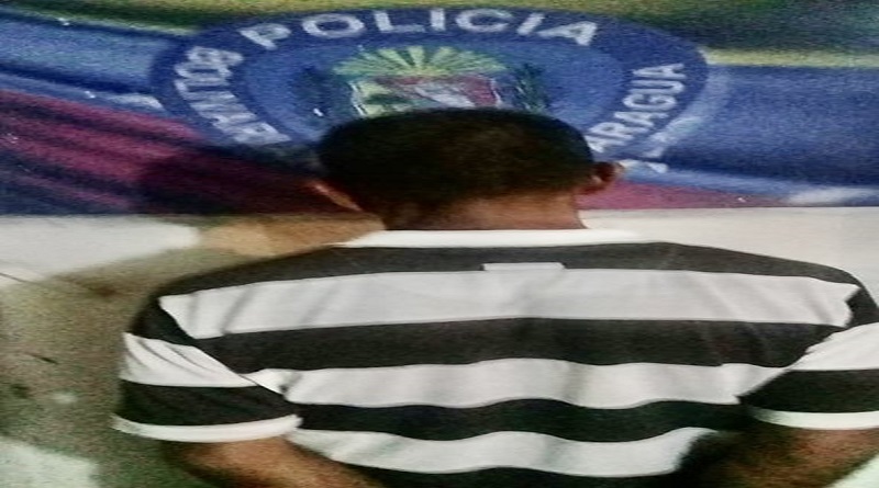 Aragua | detienen a hombre por torturar a un perro con un cuchillo