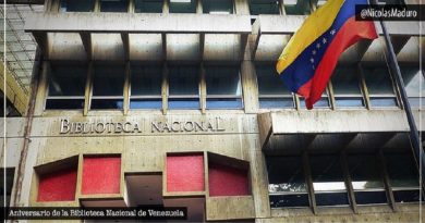Presidente Maduro felicita trabajadores de Biblioteca Nacional de Venezuela al cumplir 187 años