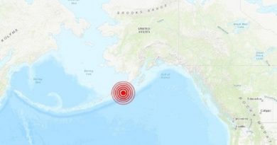 Alerta de tsunami tras sismo de magnitud 7.8 en Alaska