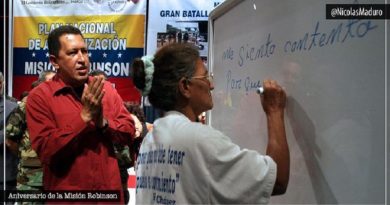 Venezuela celebra 17 años de la creación de la Misión Robinson