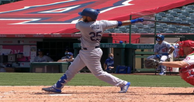 Venezolano Keibert Ruiz bateó jonrón en su primer turno en Grandes Ligas