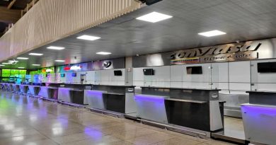 Venezuela extiende restricción de operaciones aéreas por 30 días ante pandemia de COVID-19(+Comunicado)