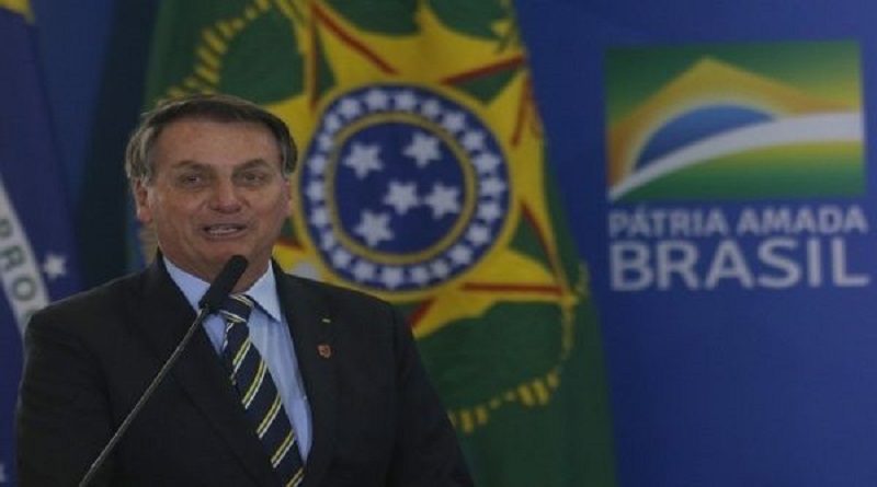Bolsonaro reaparece en público irrespetando las medidas de aislamiento social y protección personal en Brasil