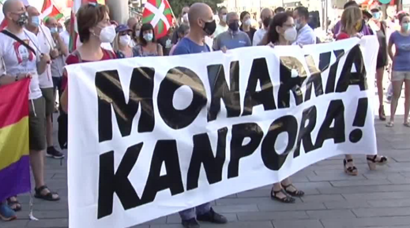 Protestas en España contra la monarquía exigen juzgar a prófugo Juan Carlos de Borbón