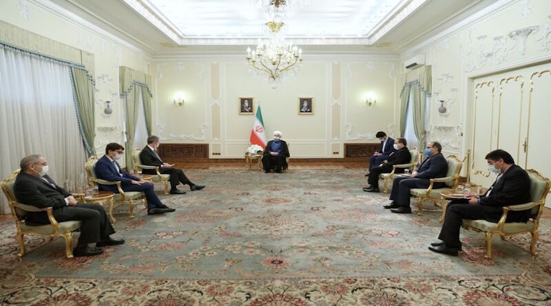 Rohani insiste que Europa no debe permitir que sanciones de EE.UU. afecten relaciones económicas con Irán