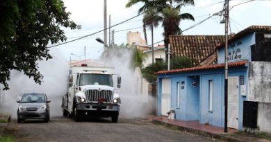 Realizan jornada de desinfección en comunidades, farmacias y comercios en Barinas