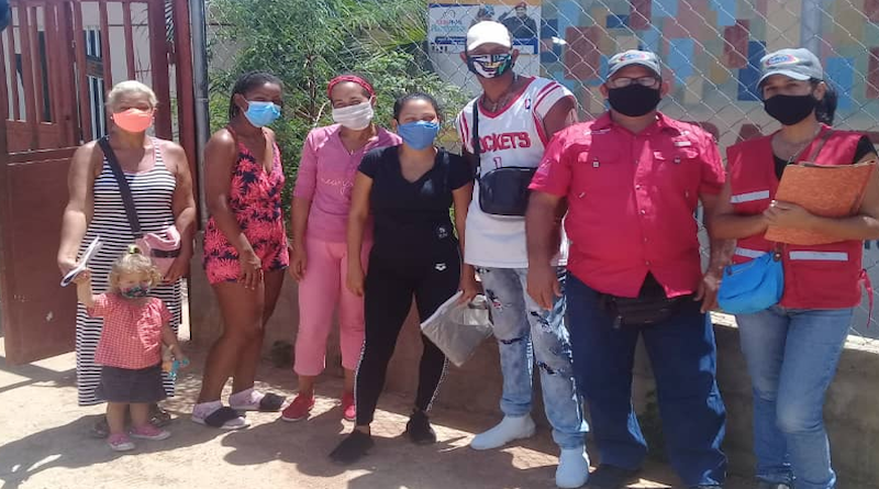 Base de Misiones del sector Paraíso Azul en La Guaira recibe alimentos nutritivos y balanceados
