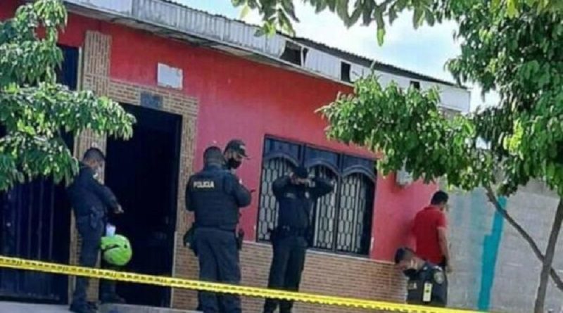 Senador Gustavo Petro exige renuncia del Ministro de Defensa por masacres de jóvenes y líderes sociales en Colombia
