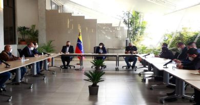 Comisión Constituyente inicia discusión de la Ley Antibloqueo para su aprobación