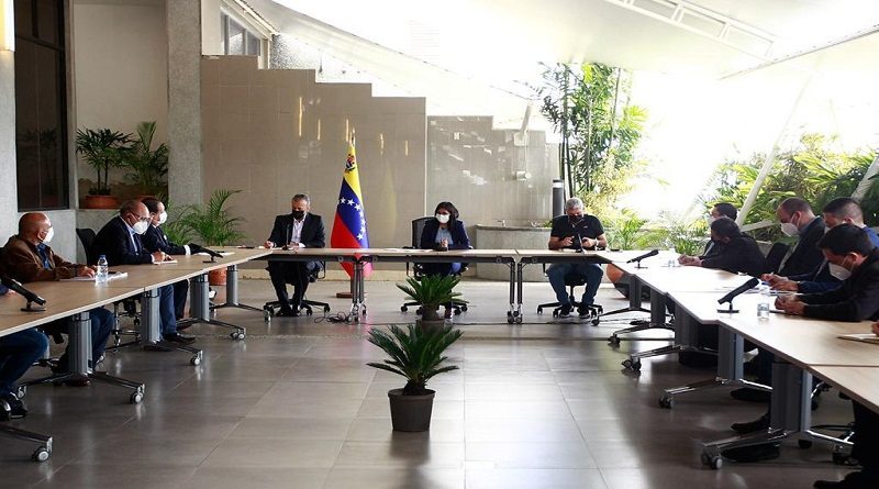 Comisión Constituyente inicia discusión de la Ley Antibloqueo para su aprobación