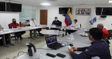 Conviasa sostiene reunión con autoridades del sector aéreo para mejorar servicios de cara a una futura reactivación de operaciones