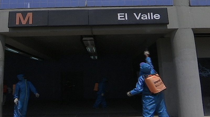 Realizan desinfección en las instalaciones de la estación del Metro de El Valle en Caracas