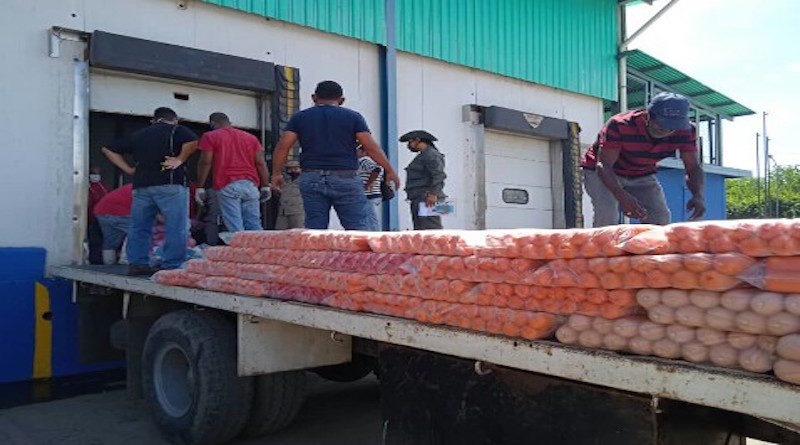 Misión Alimentación entrega más de 2 mil combos proteicos en sectores del municipio Valencia