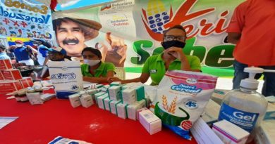 Más de 2 mil familias de la Comunidad Vista al Mar fueron beneficiadas con jornada de atención social en La Guaira