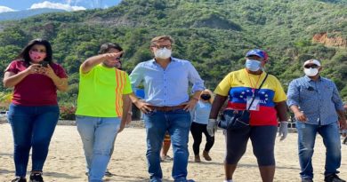 Gobierno Nacional evalúa reactivación del turismo pospandemia en La Guaira