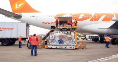 Arriba séptimo vuelo humanitario desde China con insumos para enfrentar la COVID-19