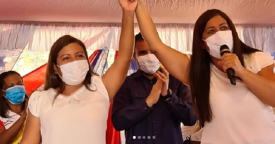 Concejo Municipal de Barcelona designa a Johana Pérez como alcaldesa encargada 