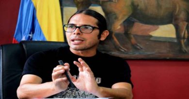 Freddy Ñáñez: El arte debe plantearse como una cultura de transformación mundial