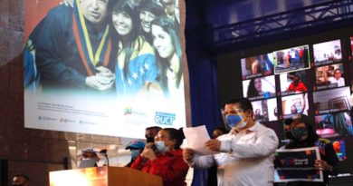 Juramentado Comando de Campaña Darío Vivas sector comunicadores para la victoria revolucionaria el 6D