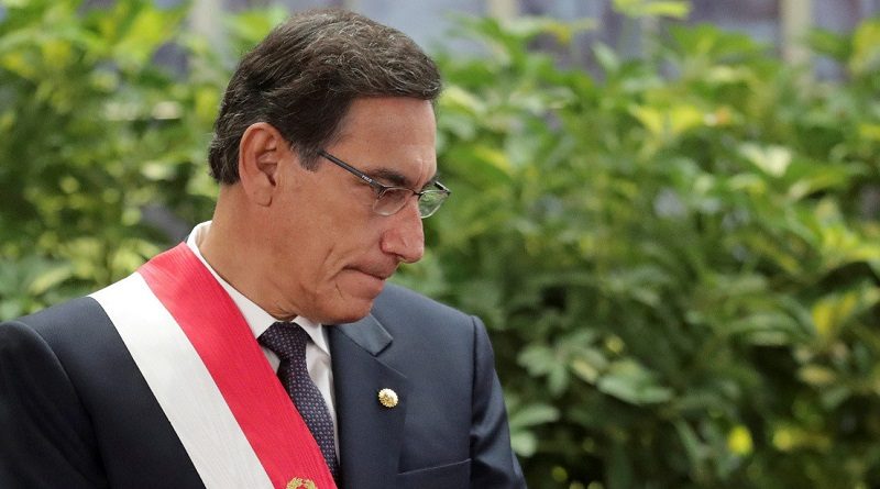 Congreso de Perú aprueba por mayoría moción de vacancia contra presidente Martín Vizcarra para su destitución por corrupción