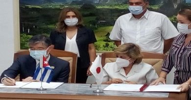 Cuba y Japón suscriben acuerdo humanitario que fortalece batalla contra COVID-19 en la Mayor de las Antillas