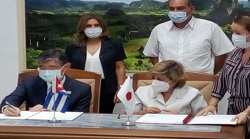 Cuba y Japón suscriben acuerdo humanitario que fortalece batalla contra COVID-19 en la Mayor de las Antillas