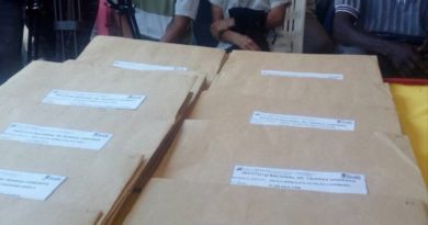 Entregan títulos de tierra urbana a 400 familias en el estado Barinas