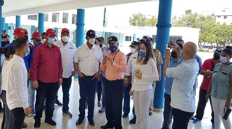 Gobierno Bolivariano supervisa Plan Universidad Bella en el estado La Guaira