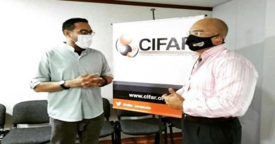 Gobierno de Miranda y Cifar exploran estrategias para fortalecer industria farmaceútica
