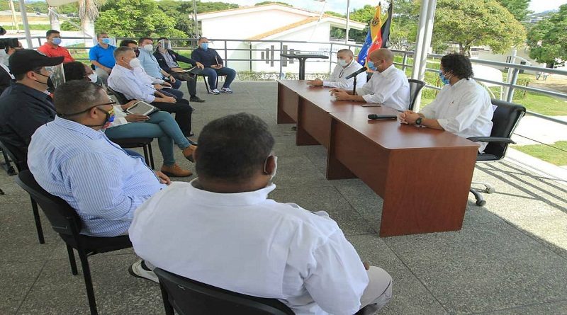 Gobierno de Miranda suscribe acuerdo mancomunidad de asfalto con las 21 alcaldías de la entidad