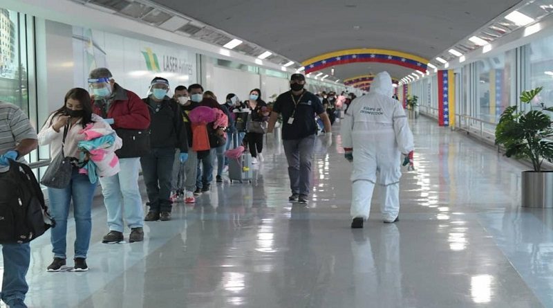 Arriban a Venezuela un total de 62 connacionales provenientes de la República de Surinam