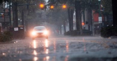Huracán Delta se degrada a tormenta tropical tras su paso por Luisiana EE.UU.