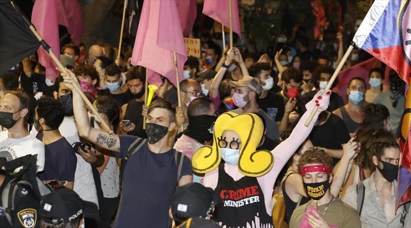 Israelíes vuelven a protestar en las calles exigiendo la renuncia de Netanyahu por corrupción
