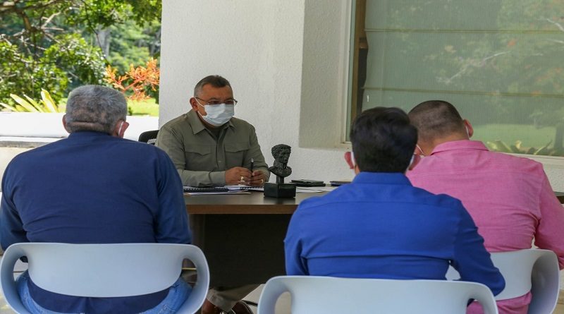 Evalúan funcionamiento actual de servicios públicos en el país para establecer medidas que permitan estabilizar los sistemas