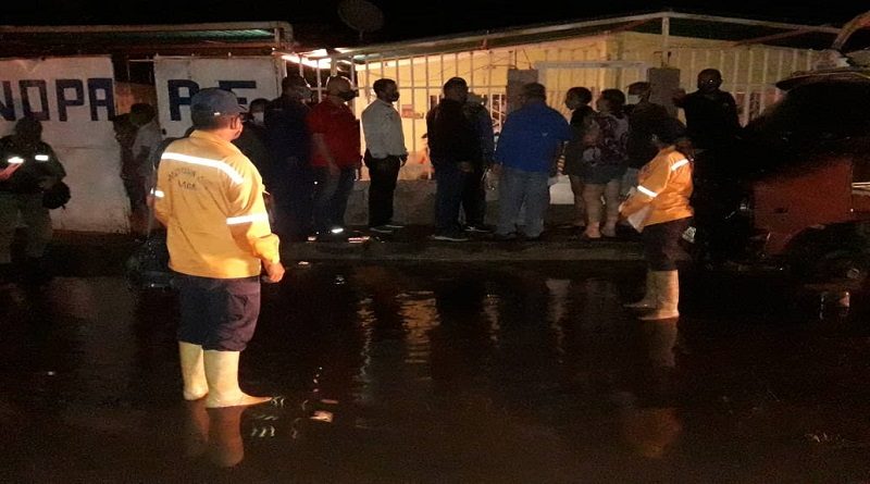 Gobierno Bolivariano de Lara atiende a familias afectadas por las intensas lluvias