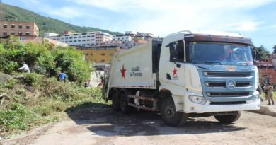 Alcaldía de Caracas despliega plan de recolección de desechos sólidos en la parroquia Sucre