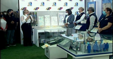 Inaugurado Museo Electoral Itinerante en Caracas para exponer máquinas de votación