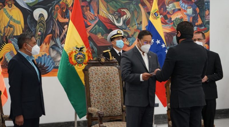 Nuevo Embajador de Venezuela en Bolivia entrega Cartas Credenciales al presidente Luis Arce