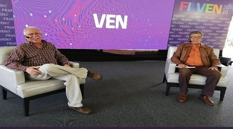 Con el humor como arma liberadora comenzó ciclo de foros "La comunicación en tiempos de bloqueo"