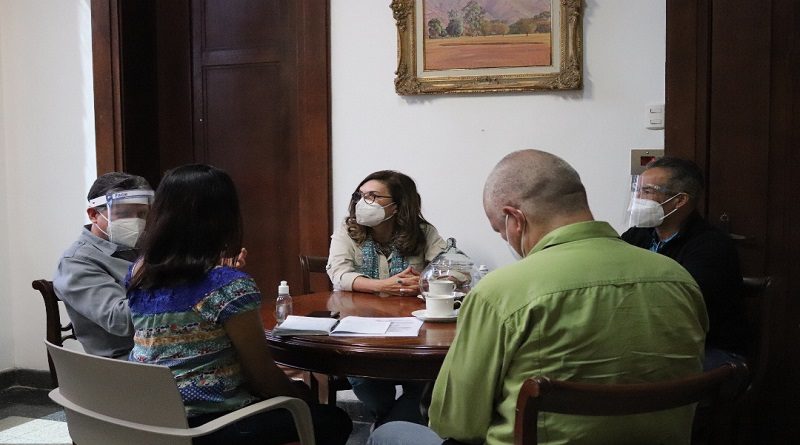 Gobierno del Distrito Capital sostiene reunión con representantes de Makro para explorar mecanismos de suministro y venta directa a las comunas