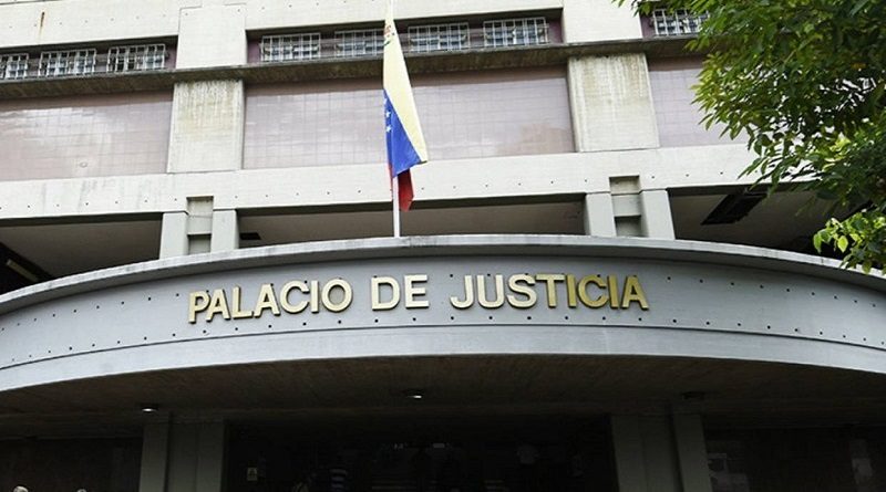 Tribunal de Caracas privó de libertad a hombre por robo agravado de vehículo 