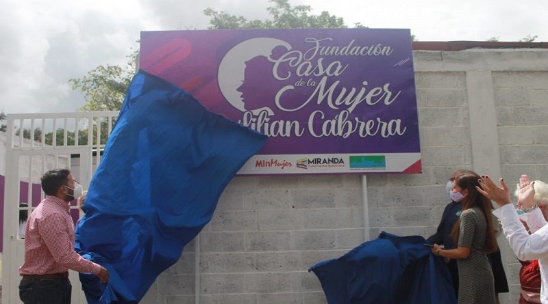 Entregan Casa de la Mujer en Guarenas