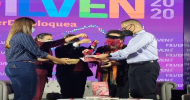 Libro "Chávez Feminista" fue bautizado en la Filven 2020
